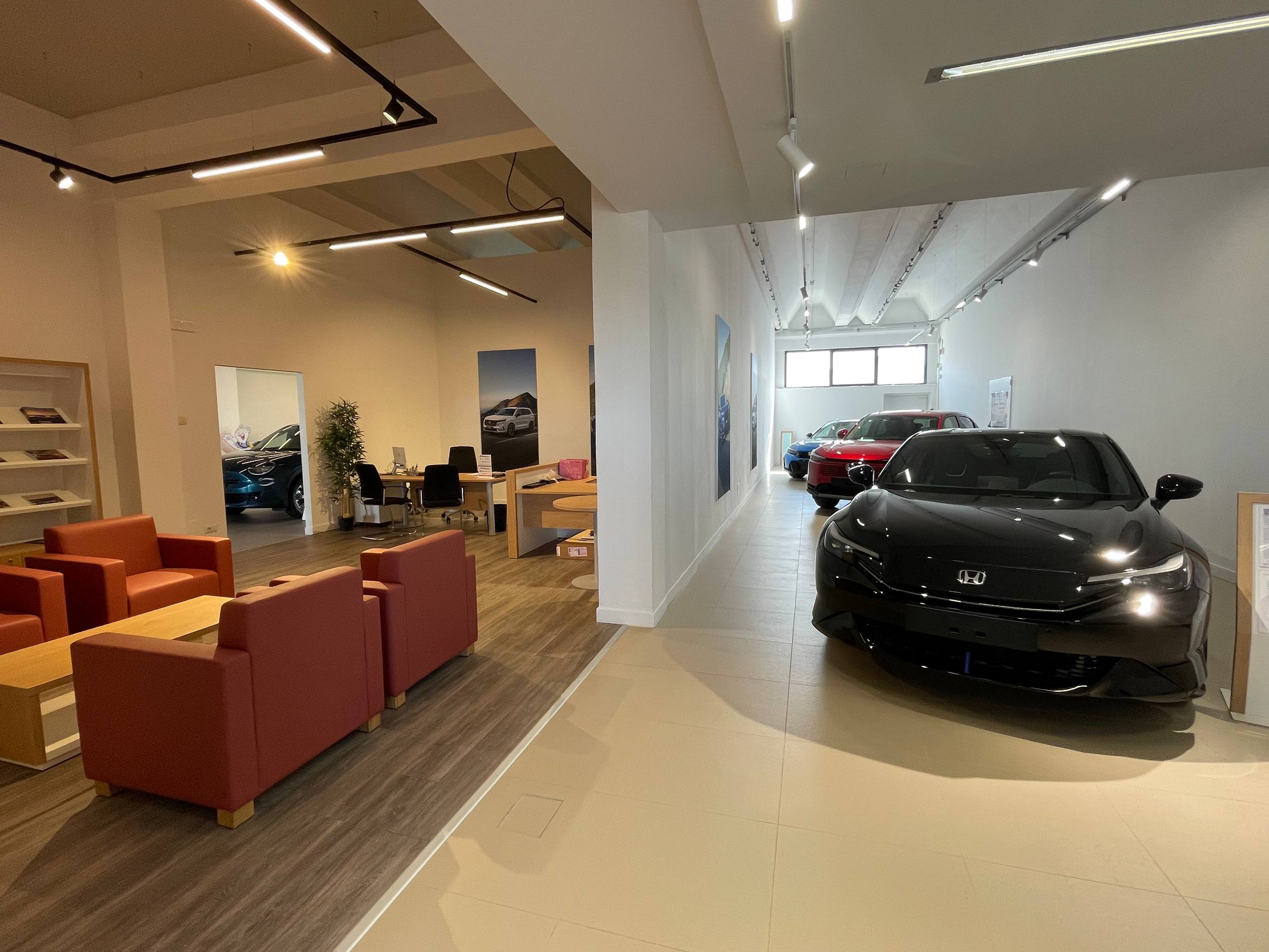 showroom honda 2
